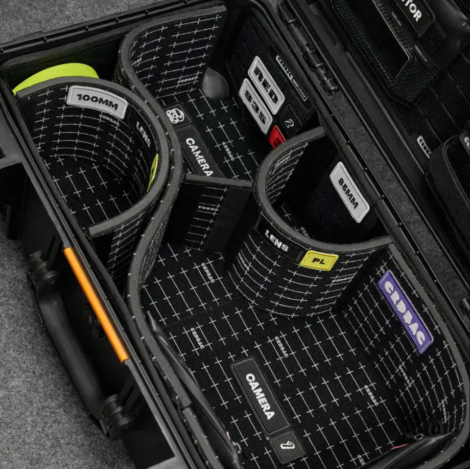 GRID DIVIDE CARRY ON UNIVERSAL CC-Case Oy
